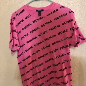 Forever 21 T Shirt